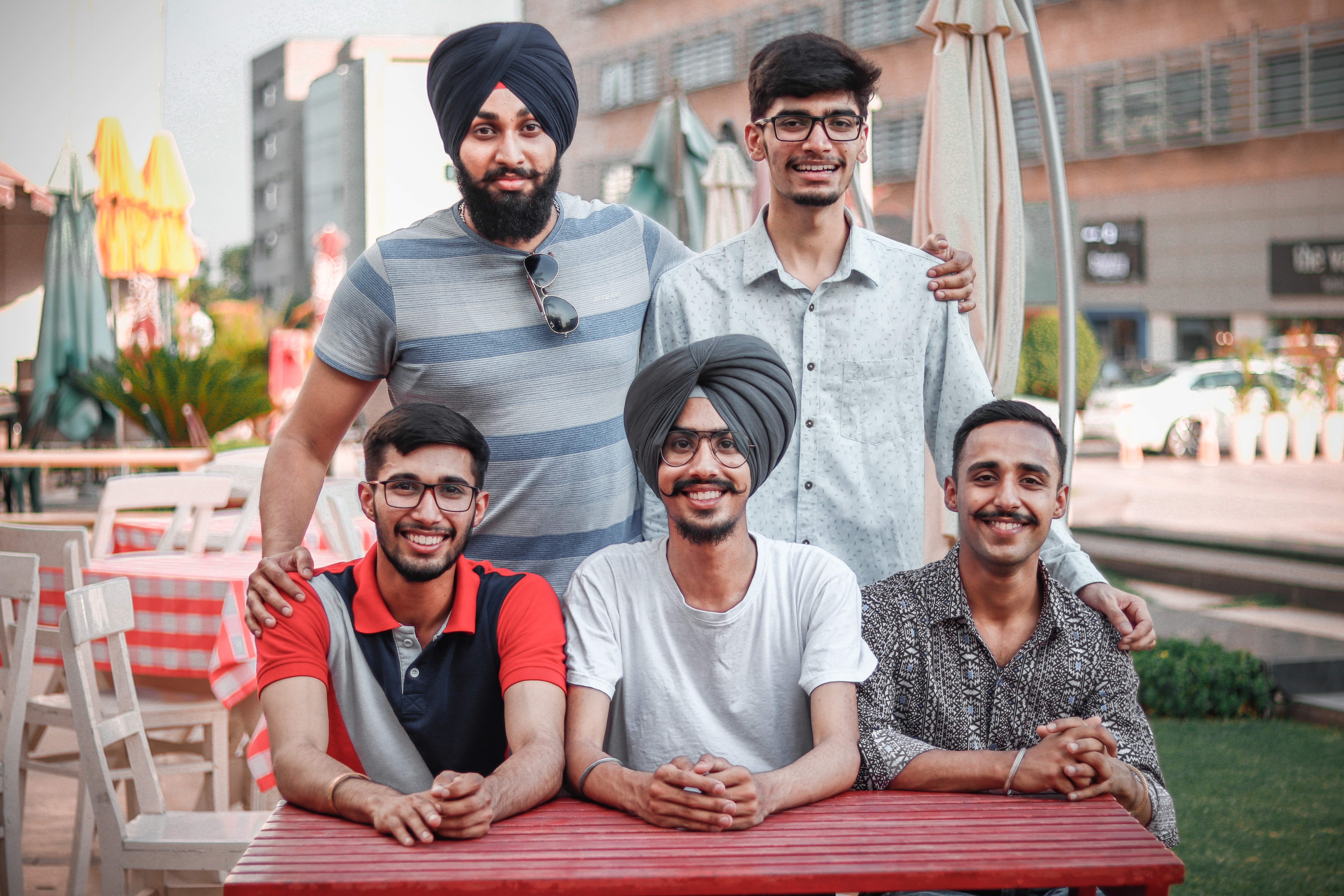 Family: 5 brothers https://unsplash.com/photos/MOqAfi6GvVU